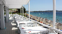 Vassilias Beach er et av Vings nøye utvalgte hotell.
