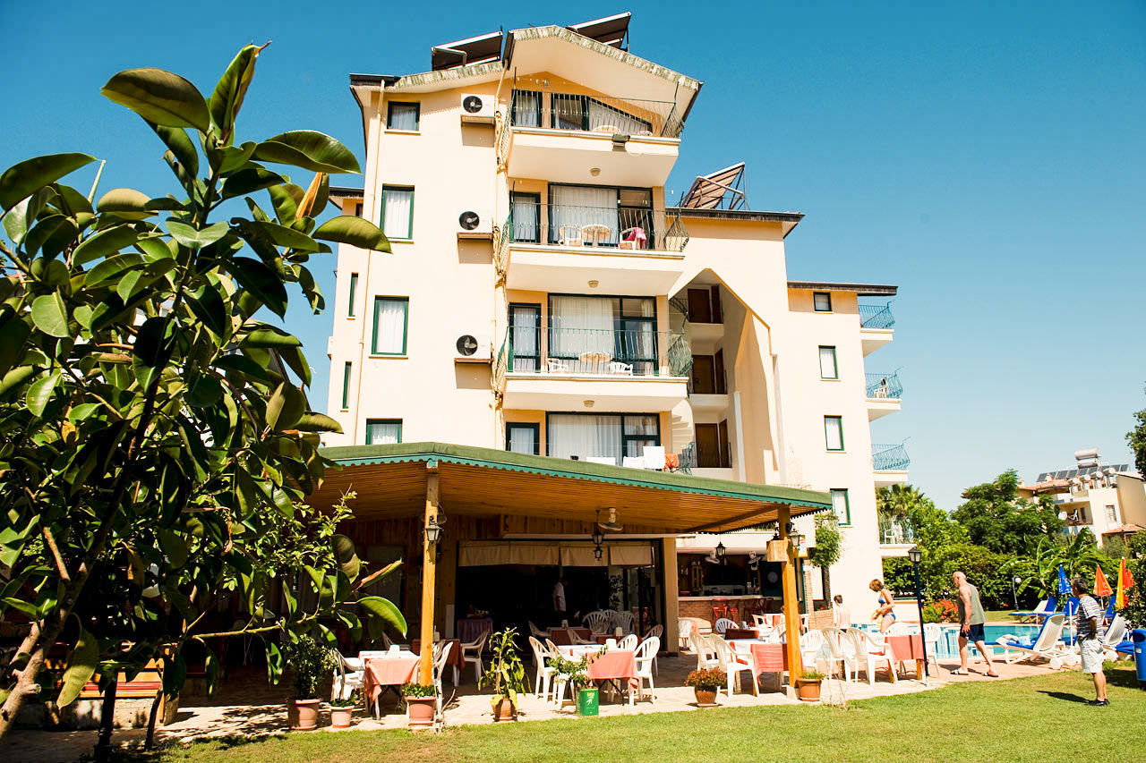 Begonville Side Hotell Side Ving